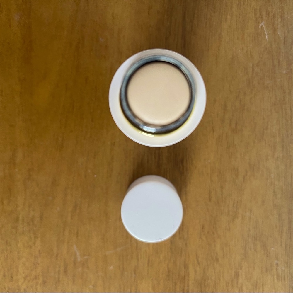 Westman Atelier Foundation shade II